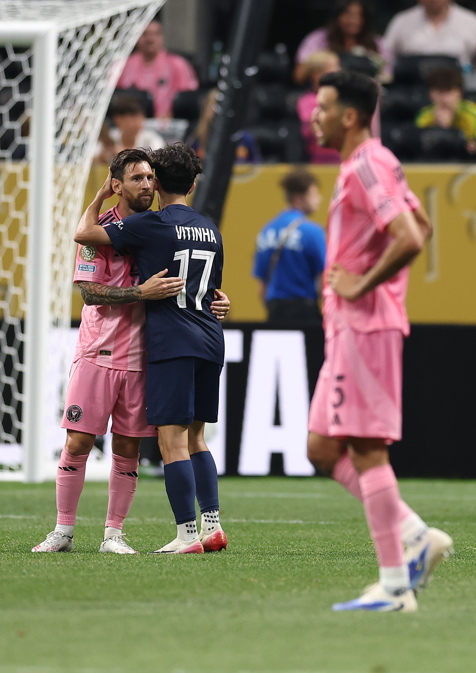 中国官方网站-巴黎圣日耳曼带队取胜！，费德勒重要时刻比赛规则变更上演精彩一战-中国官方网站